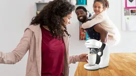 Капсульная кофемашина BOSCH Tassimo Style TAS1107, 0.7 л, 1400 Вт, кремовая