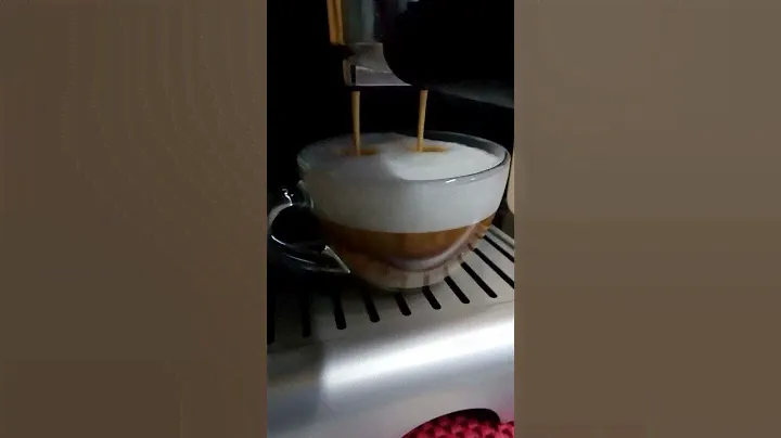 #Boncoffee Латте Макиато (['latːe maˈkːjaˑto]