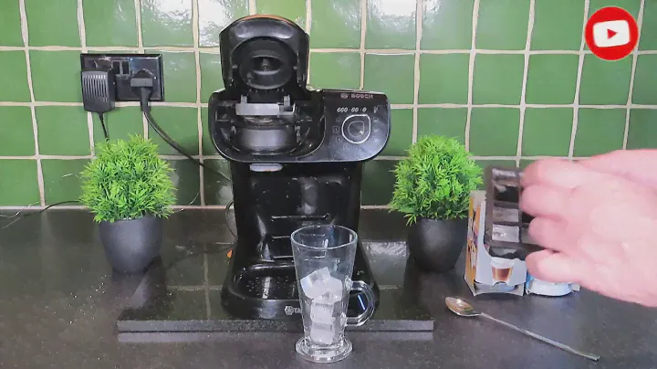 Making L'OR Iced Latte Macchiato with Bosch Tassimo My Way Coffee Machine