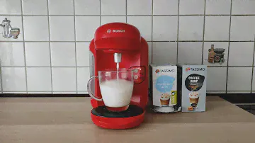 Кофемашина Bosch Tassimo — приготовление латте с ирисками и орехами